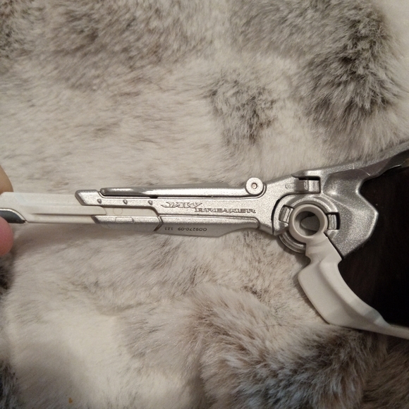 Customized Oakley jawbreakers with prism sapphire iridium lenses - Picture 3 of 5